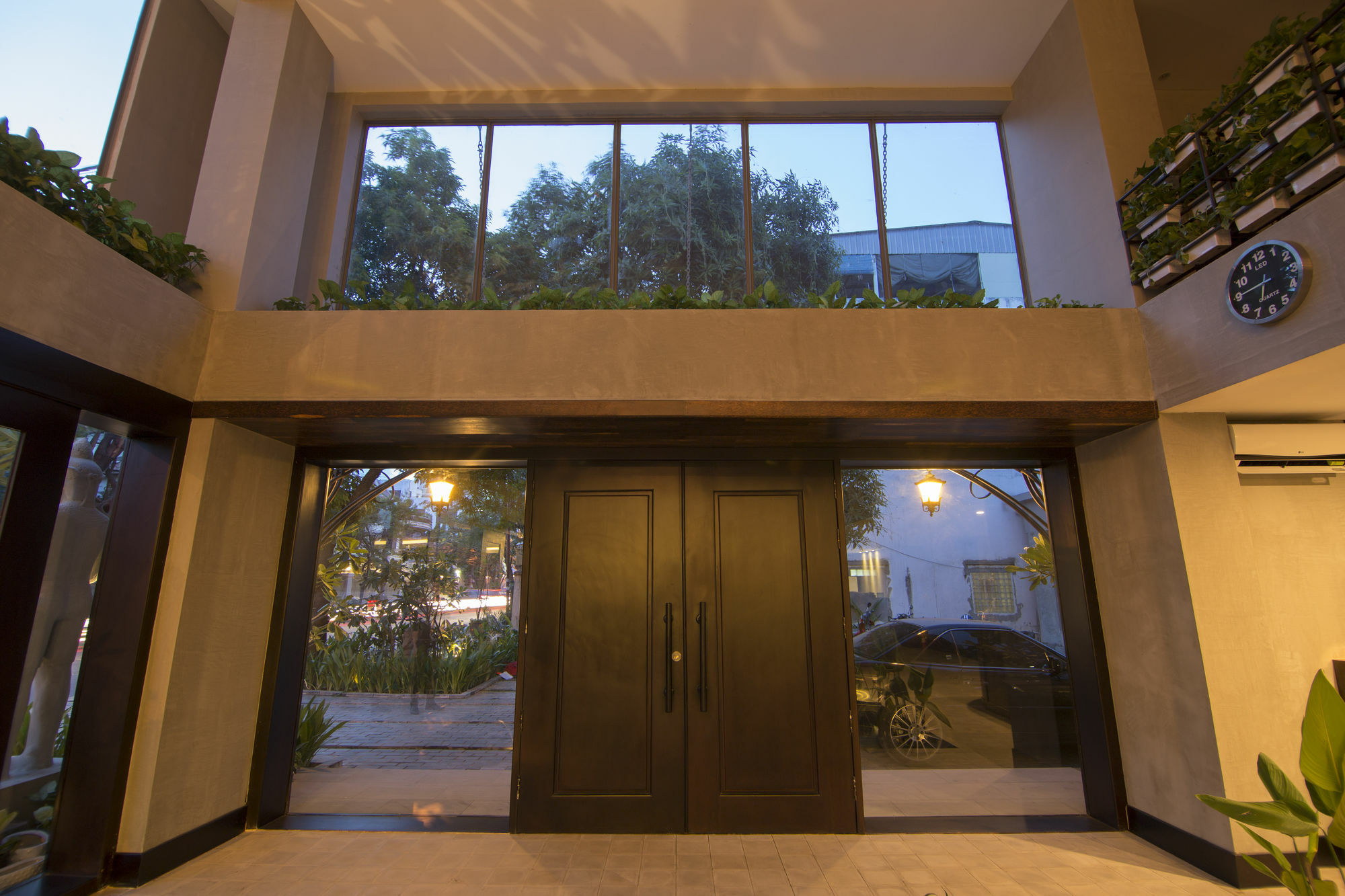 The Palm Boutique Hotel & Residence Phnom Penh Luaran gambar
